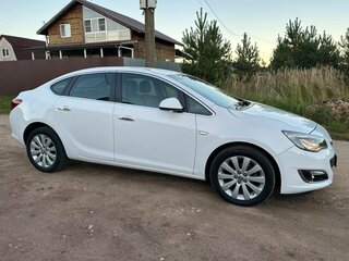 2013 Opel Astra J Рестайлинг, белый, 860000 рублей, вид 3