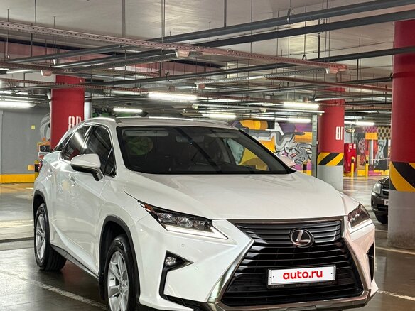 2017 Lexus RX 200t IV, белый