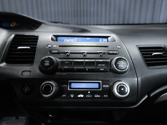 2006 Honda Civic VIII, красный - вид 19