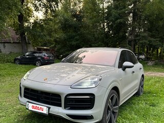 2020 Porsche Cayenne E-Hybrid III, серый, 6800000 рублей, вид 2