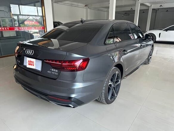 2025 Audi A4 40 TFSI V (B9) Рестайлинг, серый, 3382400 рублей - вид 2