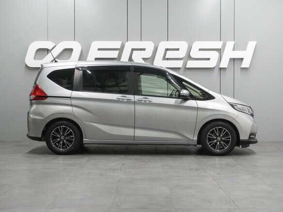 2020 Honda Freed II Рестайлинг, серый - вид 4