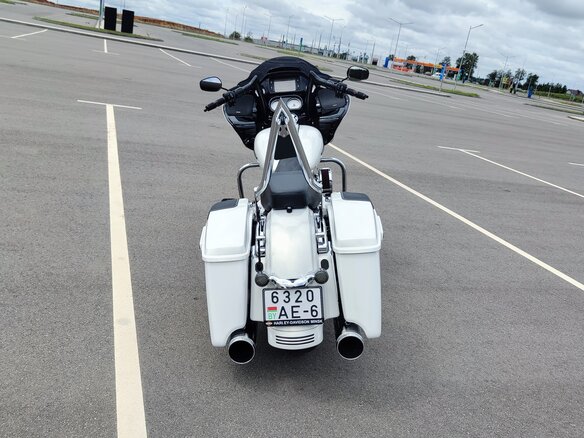 2017 Harley-Davidson Road Glide, белый, 1783001 рублей - вид 6