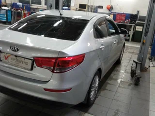 2016 Kia Rio III Рестайлинг, серый, 945000 рублей, вид 3
