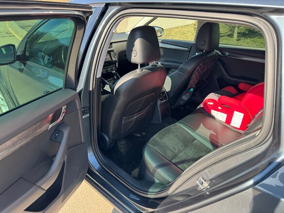 2014 Skoda Octavia Scout III (A7), серый, 1799000 рублей - вид 26