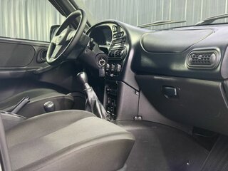 2017 Chevrolet Niva I Рестайлинг, серый, 759000 рублей, вид 5