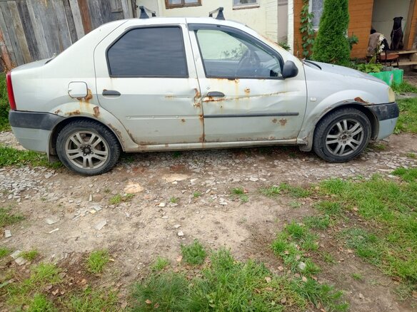 2005 Renault Logan I, серый - вид 2