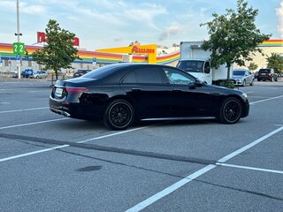 2021 Mercedes-Benz S-Класс 400 d 4MATIC VII (W223), чёрный, 10000000 рублей, вид 4