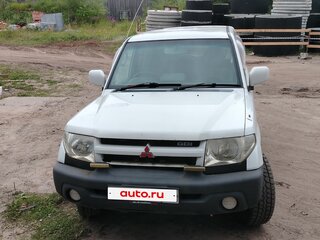 2000 Mitsubishi Pajero iO, белый, 500000 рублей, вид 2