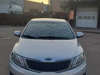 2011 Kia Rio III, серебристый, 720000 рублей, вид 1