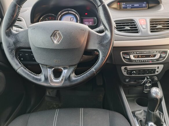2014 Renault Fluence I Рестайлинг, белый - вид 9
