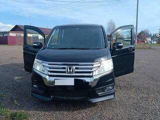 2012 Honda Stepwgn Spada IV Рестайлинг, чёрный, 1550000 рублей, вид 1