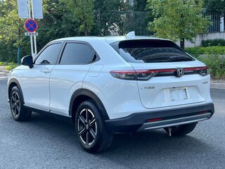 2023 Honda Vezel II, белый, 2000000 рублей, вид 4