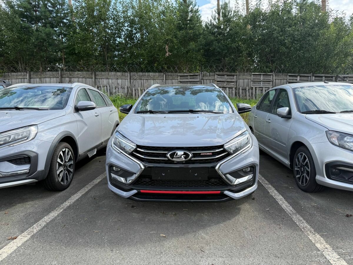 Открыть фотографии: Lada (ВАЗ) Vesta I Рестайлинг (NG)