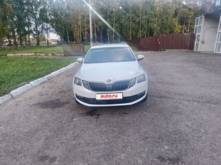 2019 Skoda Octavia III (A7) Рестайлинг, белый, 1050000 рублей, вид 1