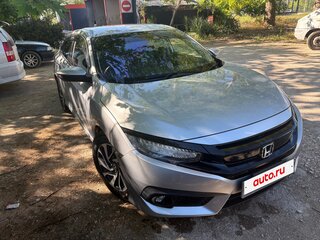 2019 Honda Civic X, серебристый, 1700000 рублей, вид 3