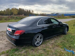 2019 Mercedes-Benz E-Класс 200 V (W213, S213, C238), чёрный, 2999999 рублей, вид 4