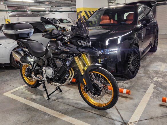 2026 Voge 900DSX, чёрный, 949000 рублей