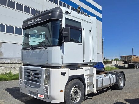 2005 Renault Magnum, белый, 1200000 рублей, вид 1