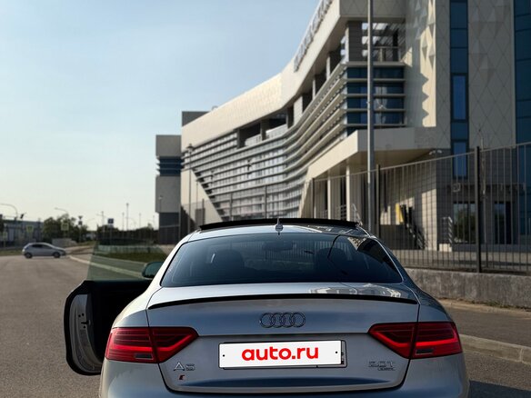 2009 Audi A5 I (8T), серебристый, 1350000 рублей - вид 5