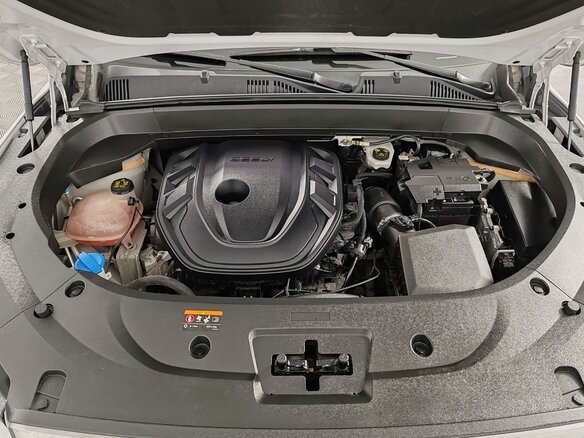 2024 Geely Monjaro I, белый, 3035000 рублей - вид 9