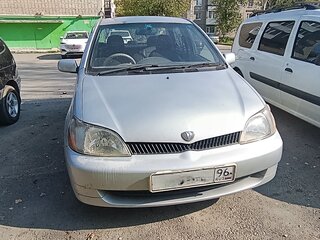2002 Toyota Platz, серый, 300000 рублей, вид 2