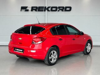 2013 Chevrolet Cruze I Рестайлинг, красный, 879000 рублей, вид 2