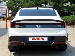 2023 Hyundai Sonata VIII (DN8) Рестайлинг, белый, 2060005 рублей, вид 3