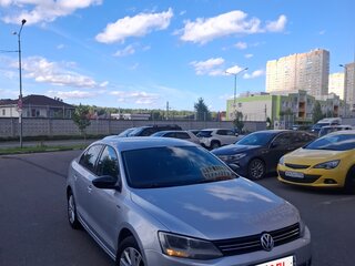 2013 Volkswagen Jetta VI, серебристый, 942000 рублей, вид 4