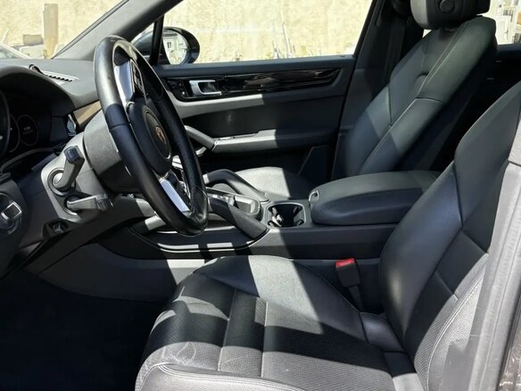 2021 Porsche Cayenne III, серый, 6900000 рублей - вид 9