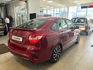 2026 Lada (ВАЗ) Granta Sport I Рестайлинг, красный, 1697000 рублей, вид 4