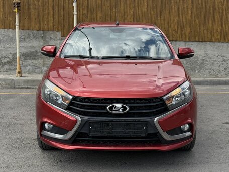 2020 Lada (ВАЗ) Vesta I, красный, 900000 рублей, вид 2