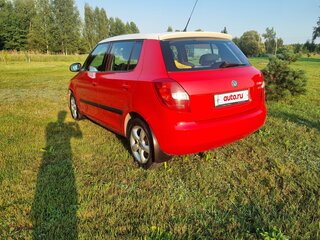 2011 Skoda Fabia II Рестайлинг, красный, 810000 рублей, вид 4