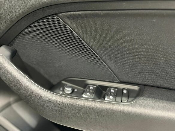 2020 Audi A3 III (8V) Рестайлинг, синий - вид 27