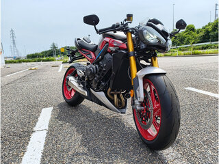 2026 Triumph Street Triple, серебристый, 1400000 рублей, вид 1