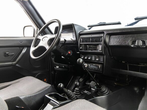 2016 Lada (ВАЗ) 2121 (4x4) I Рестайлинг, фиолетовый, 484000 рублей - вид 25