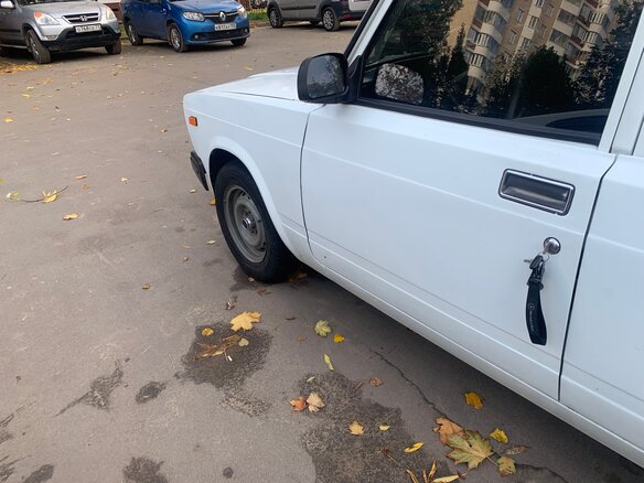 2005 Lada (ВАЗ) 2107, белый, 220000 рублей - вид 34