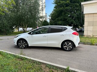 2012 Kia Ceed II, белый, 970000 рублей, вид 4