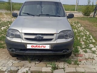 2012 Chevrolet Niva I Рестайлинг, золотистый, 350000 рублей, вид 1
