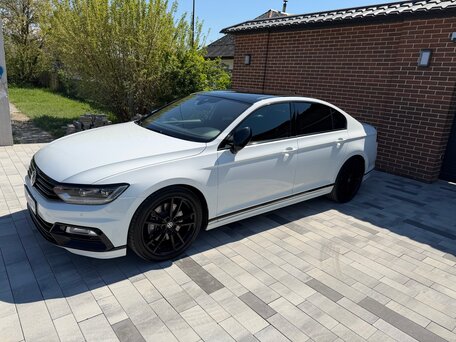 2018 Volkswagen Passat B8, белый, 2970000 рублей, вид 3