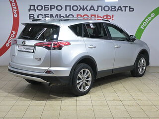 2018 Toyota RAV4 IV (XA40) Рестайлинг, серебристый, 2258000 рублей, вид 4