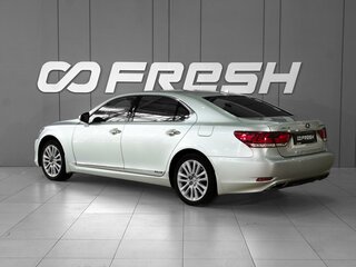 2013 Lexus LS Long 600h L IV Рестайлинг 2, серебристый, 2548000 рублей, вид 2