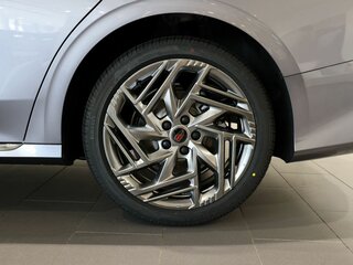 2026 Hongqi H6, серый, 4599000 рублей, вид 5