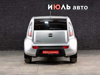 2009 Kia Soul I, серебристый, 650000 рублей, вид 5