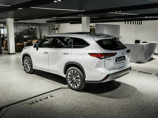 2026 Toyota Highlander IV (XU70), белый, 5790000 рублей, вид 2