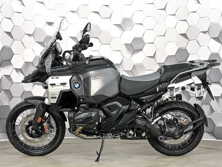2025 BMW R 1300 GS Adventure, чёрный, 2899000 рублей, вид 4