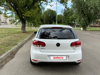 2011 Volkswagen Golf VI, белый, 889990 рублей, вид 3