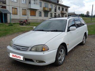 2000 Toyota Caldina II Рестайлинг, белый, 650000 рублей, вид 1