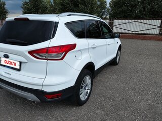 2014 Ford Kuga II, белый, 1335000 рублей, вид 4