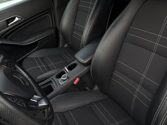 2015 Mercedes-Benz CLA 200 I (C117, X117), белый, 1680000 рублей - вид 10